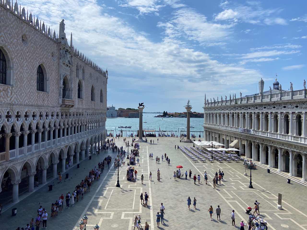 Vaporetto, le bateau idéal pour se déplacer et visiter Venise