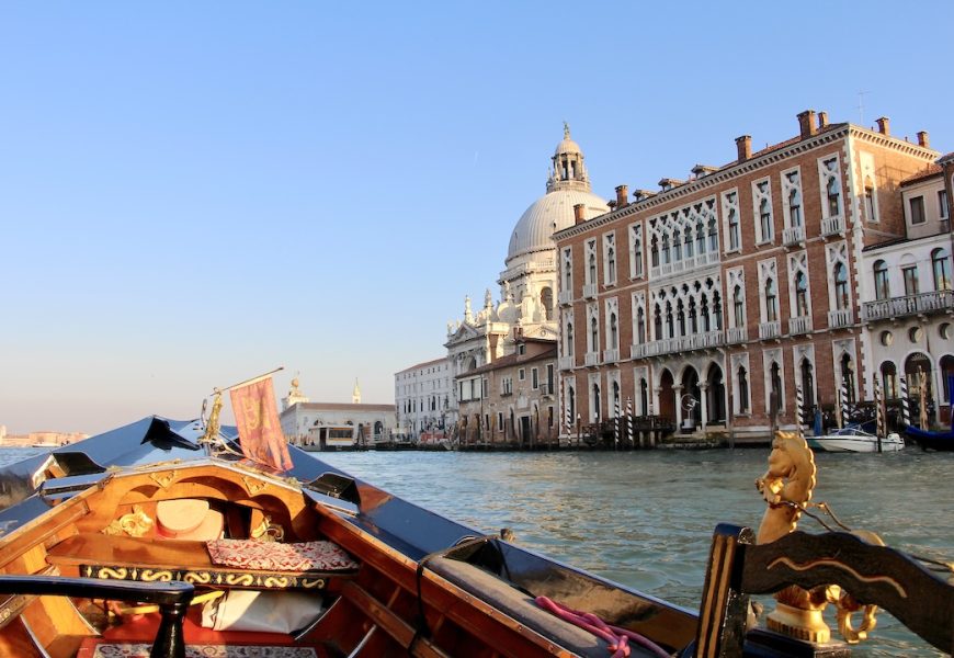Où faire les plus beaux tours de gondole à Venise ?